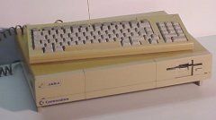 Commodore Amiga 1000.
