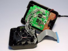 The inside of a modified C64-DTV.
