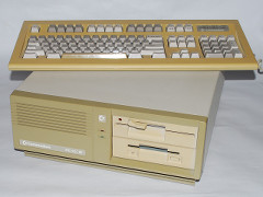 Commodore PC 10-III.